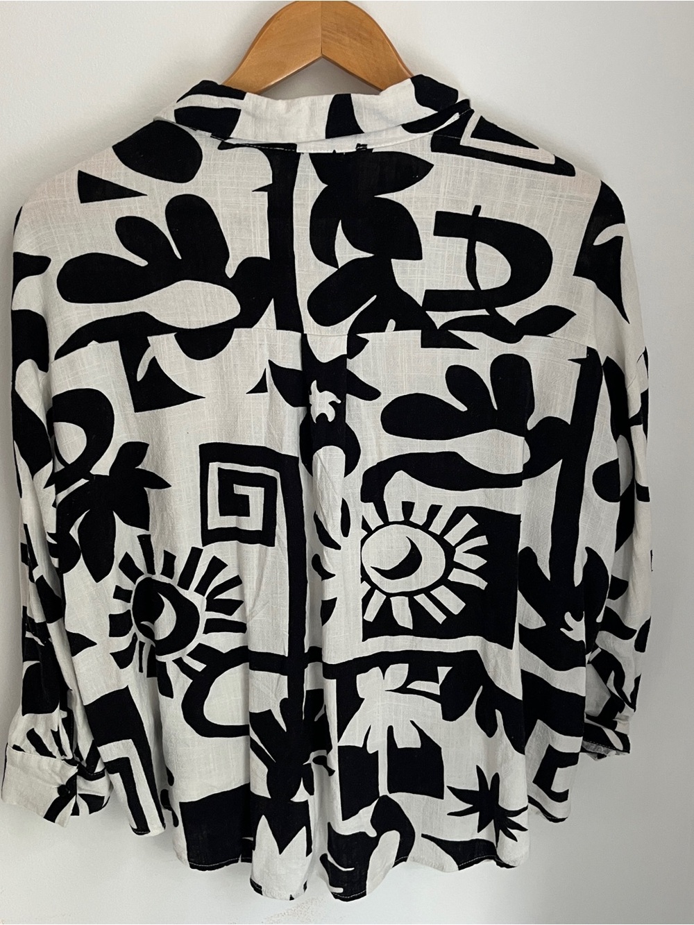 Funky oversized black and white button up size xs baggy fun geometric whimsical - Picture 4 of 4